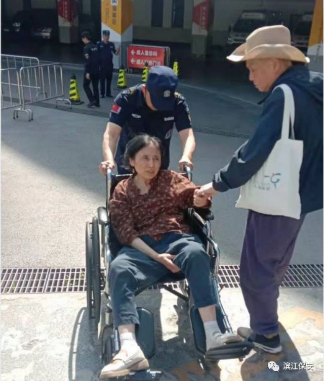 長沙濱江保安服務有限責任公司,長沙安保服務,長沙保安,保鏢特衛(wèi)服務,護衛(wèi)