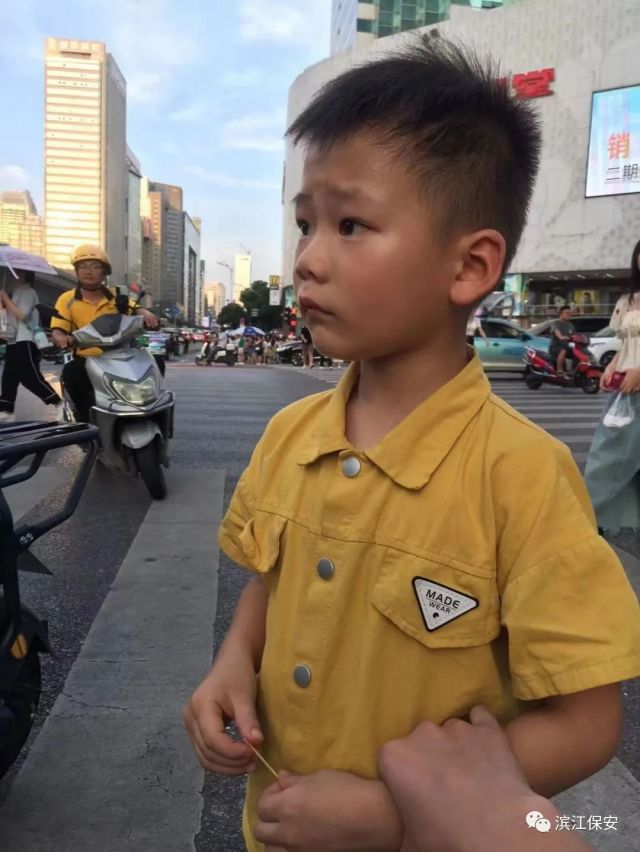 長沙濱江保安服務(wù)有限責(zé)任公司,長沙安保服務(wù),長沙保安,保鏢特衛(wèi)服務(wù),護(hù)衛(wèi) 長沙濱江保安服務(wù)有限責(zé)任公司,長沙安保服務(wù),長沙保安,保鏢特衛(wèi)服務(wù),護(hù)衛(wèi)