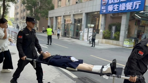 長沙濱江保安服務(wù)有限責(zé)任公司,長沙安保服務(wù),長沙保安,保鏢特衛(wèi)服務(wù),護(hù)衛(wèi)
