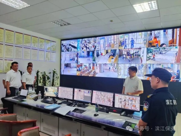 長沙濱江保安服務(wù)有限責(zé)任公司,長沙安保服務(wù),長沙保安,保鏢特衛(wèi)服務(wù),護(hù)衛(wèi)