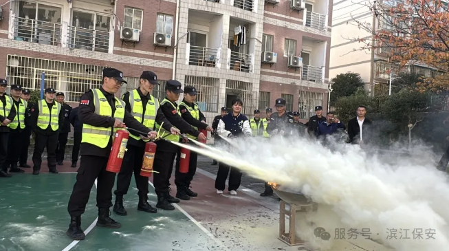 長沙濱江保安服務(wù)有限責(zé)任公司,長沙安保服務(wù),長沙保安,保鏢特衛(wèi)服務(wù),護(hù)衛(wèi) 長沙濱江保安服務(wù)有限責(zé)任公司,長沙安保服務(wù),長沙保安,保鏢特衛(wèi)服務(wù),護(hù)衛(wèi)