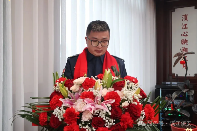 長沙濱江保安服務(wù)有限責(zé)任公司,長沙安保服務(wù),長沙保安,保鏢特衛(wèi)服務(wù),護(hù)衛(wèi)